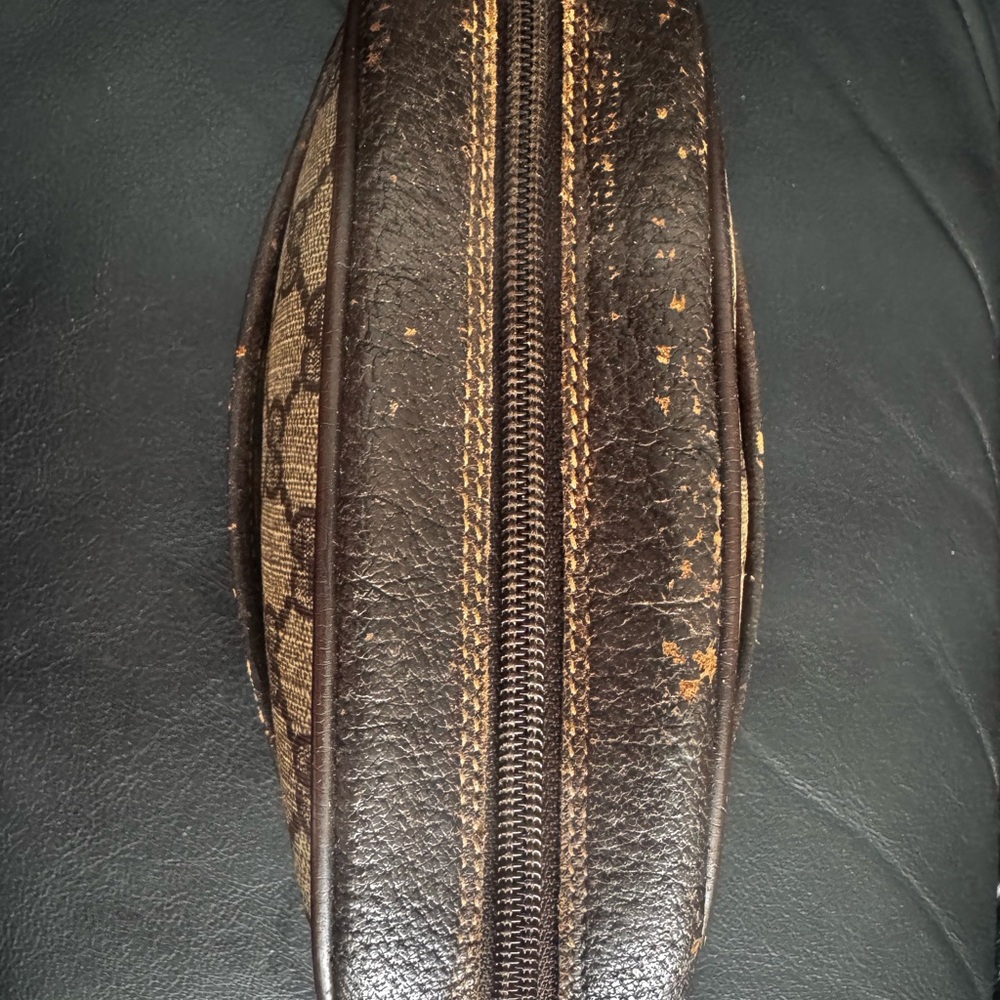 Gucci Beige and Brown Monogram Pouch Preloved Used - Picture 16 of 17